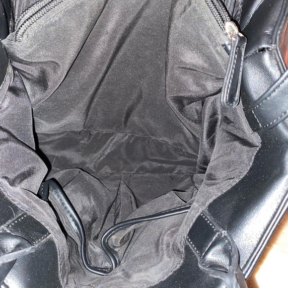 Nine West Satchel Style Handbag w/ Shoulder Straps in smooth Faux Leather BLACK - Picture 7 of 9